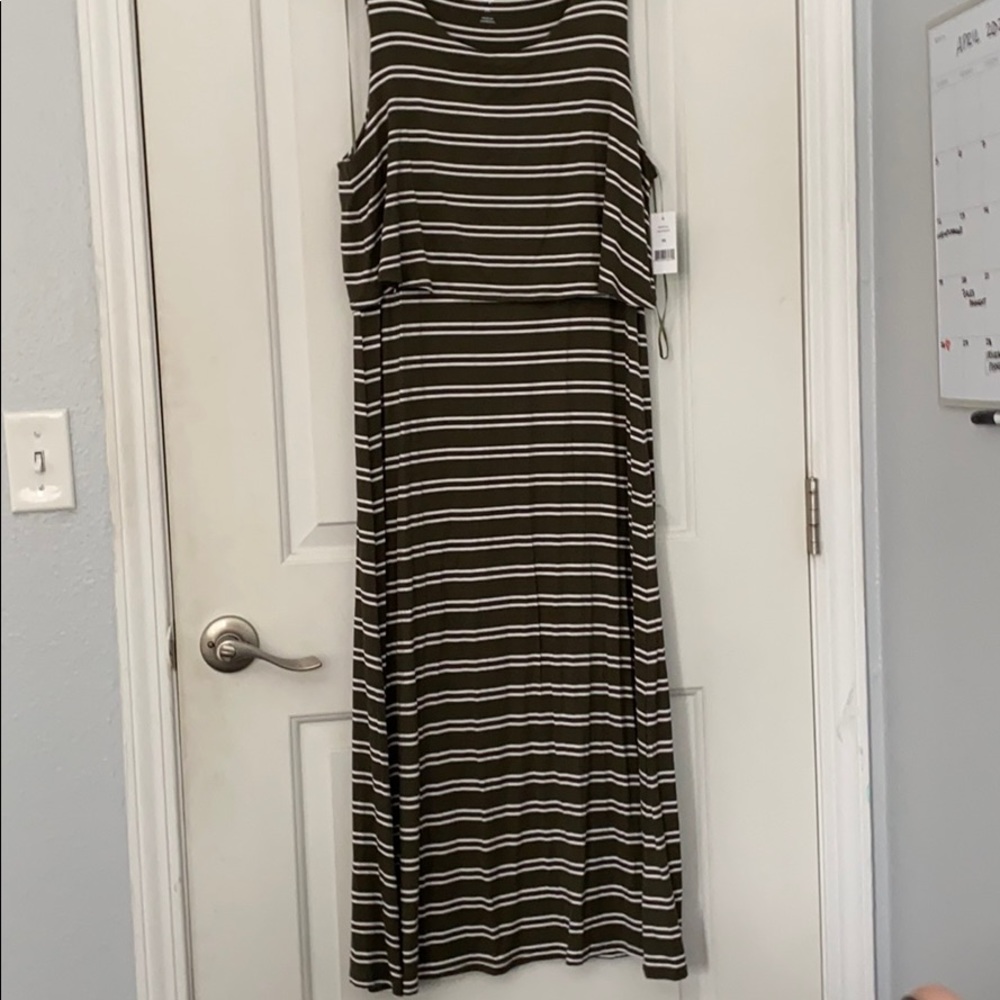 green + white maxi